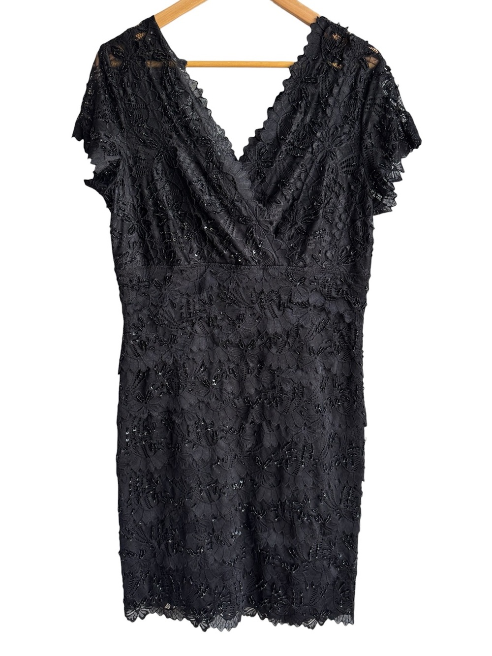 Le Chateau Tiered Lace Cocktail Dress Sz XXL Black Lace Sequin Beading Holiday